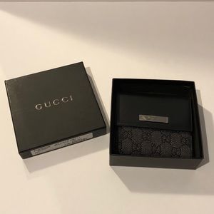 Authentic GUCCI blk leather + denim wallet